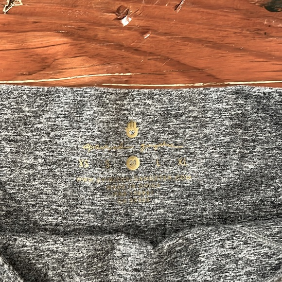 Spiritual Gangster Leggings and Tank Bundle - Picture 8 of 10